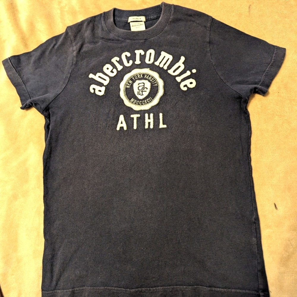 Abercrombie Kids T-shirt M